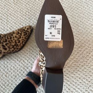 Sam Edelman Cheetah Print Booties: brand new, never worn! size 7
